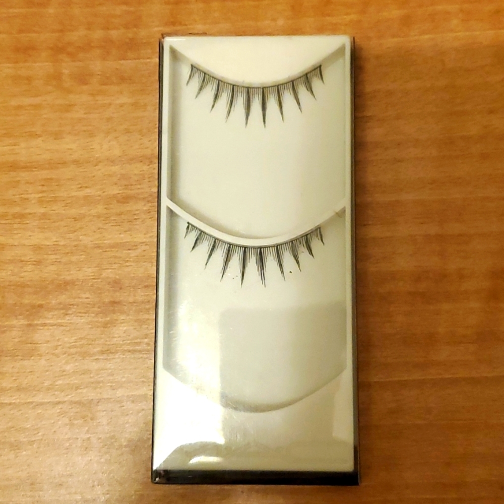 MAC #22 Lashes